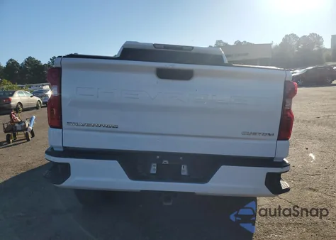 2023 Chevrolet Silverado K1500 Custom from USA, damaged, VIN 1GCPDBEK4PZ282951